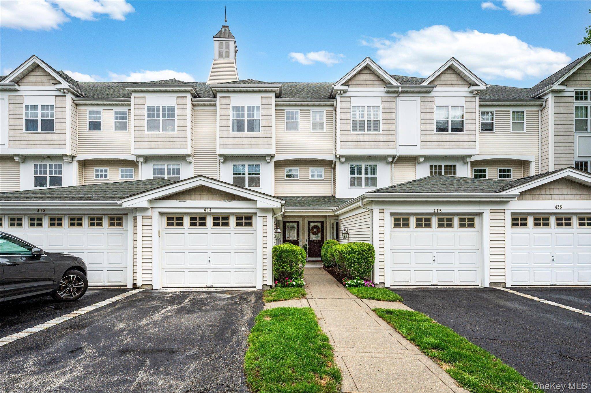 414 Highridge CT, Peekskill, NY 10566
