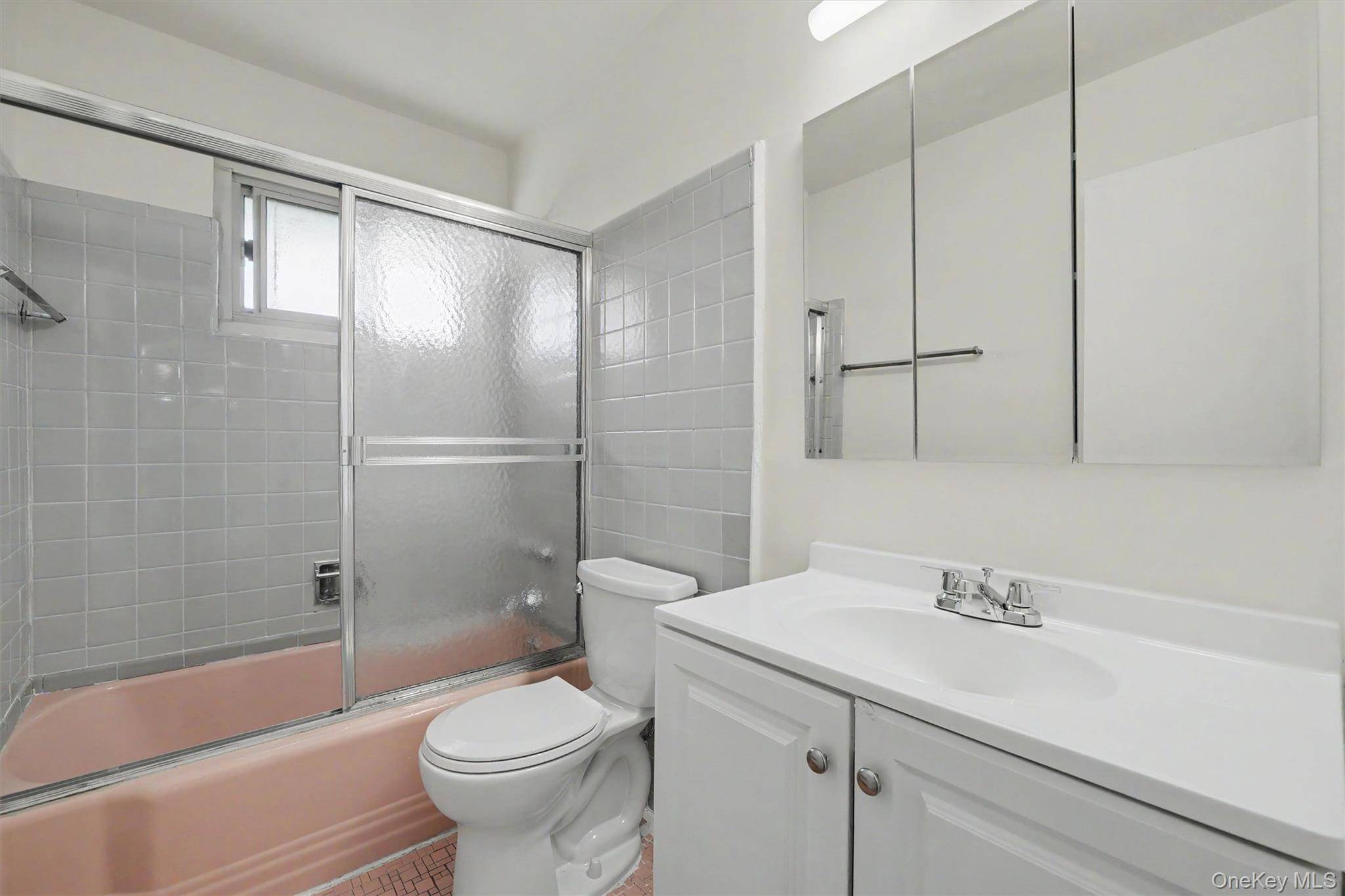 20 Dehaven DR #2E, Yonkers, NY 10703