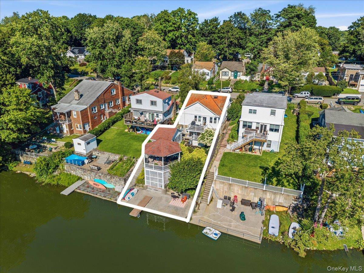 65 Lake DR, Lake Peekskill, NY 10537