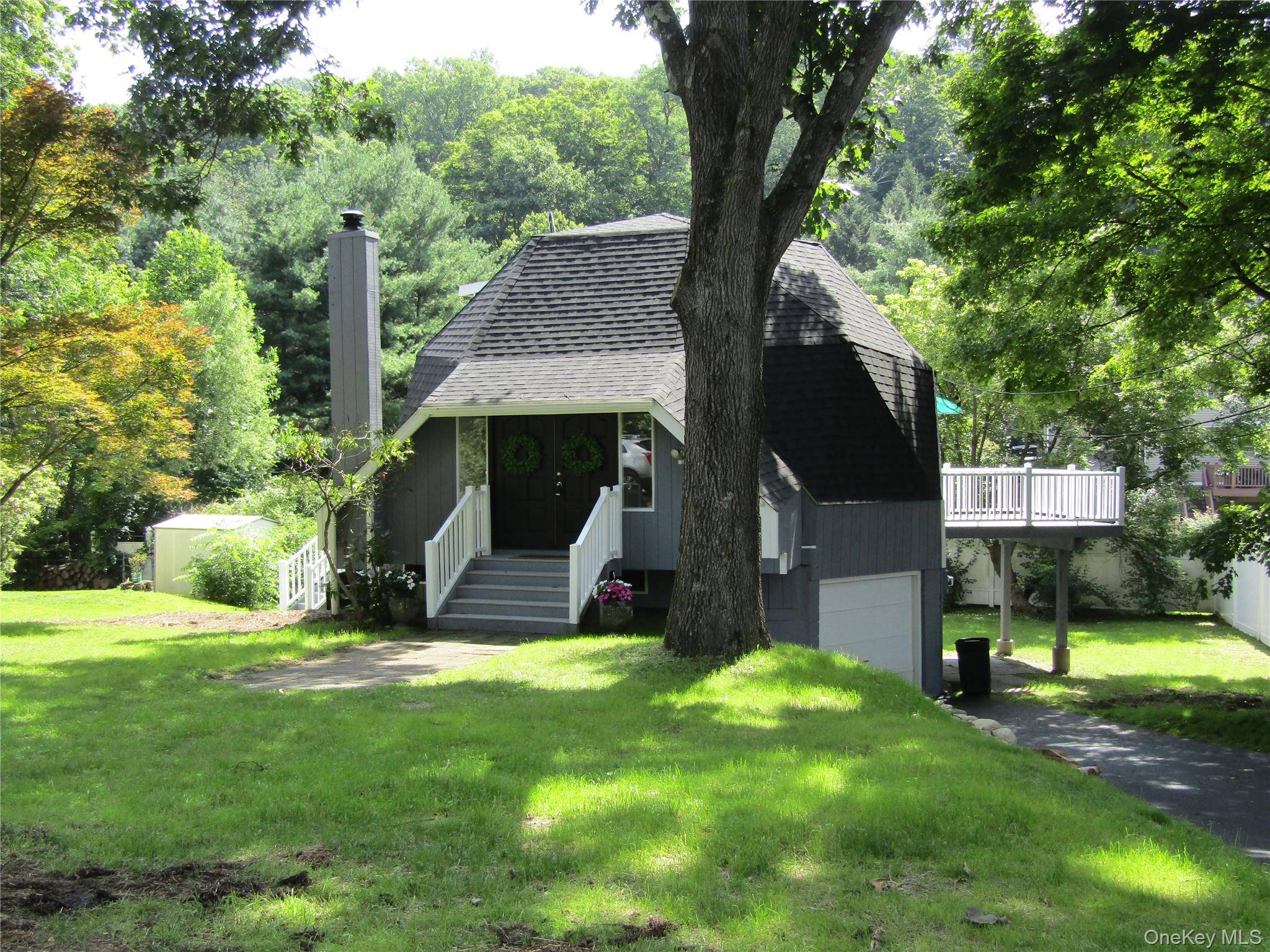 374 Sprout Brook RD, Garrison, NY 10524