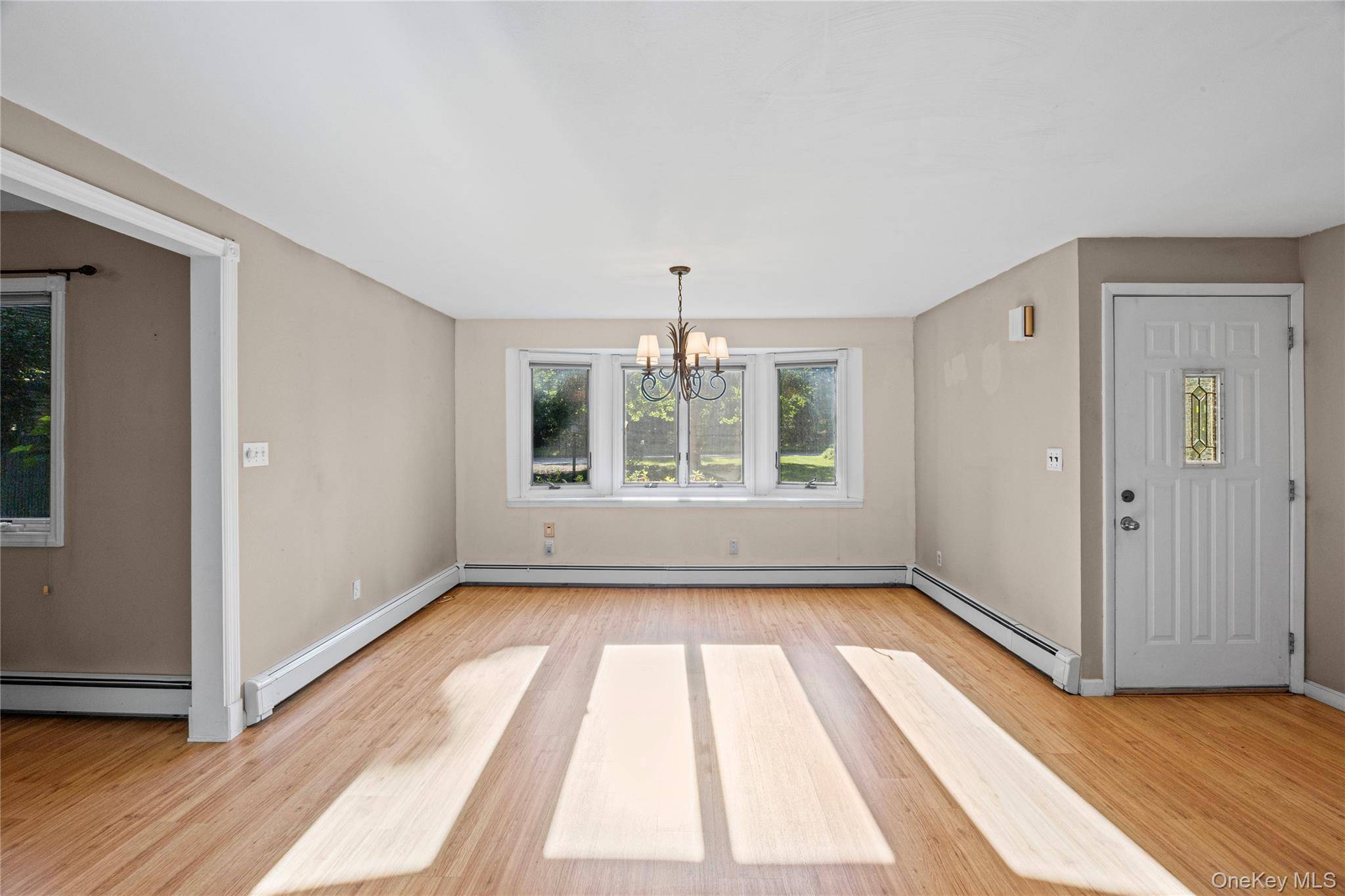 797 Waverly AVE, Holtsville, NY 11742