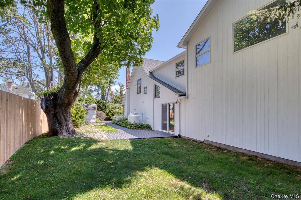 270 North ST, Cutchogue, NY 11935