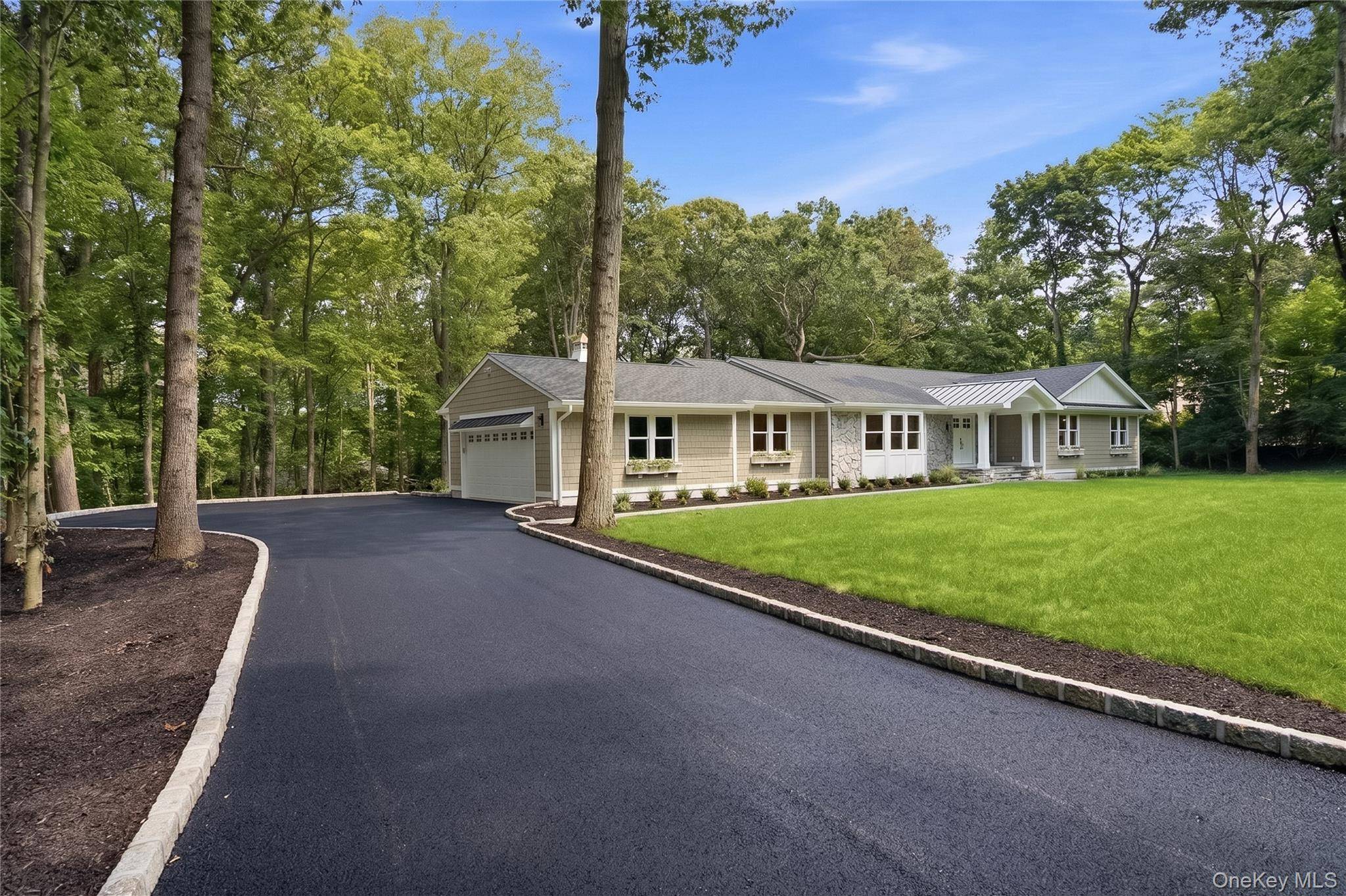 128 Bay AVE, Huntington Bay, NY 11743