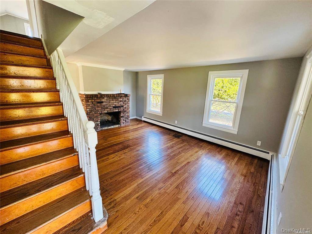 38 Atlantic AVE, East Moriches, NY 11940