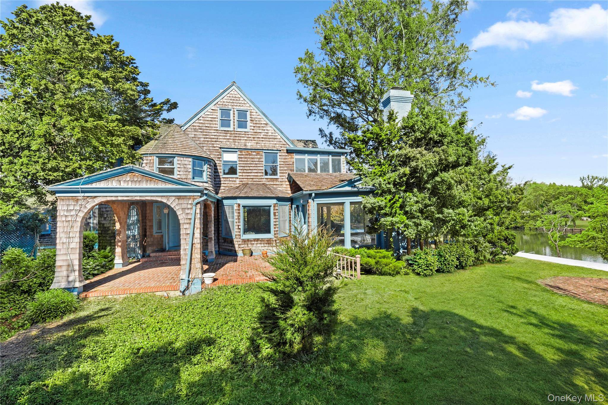 15 Little Cobb RD, Water Mill, NY 11976