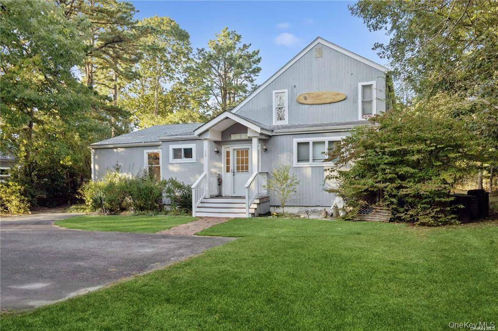 25 Blue Jay WAY, East Hampton, NY 11937