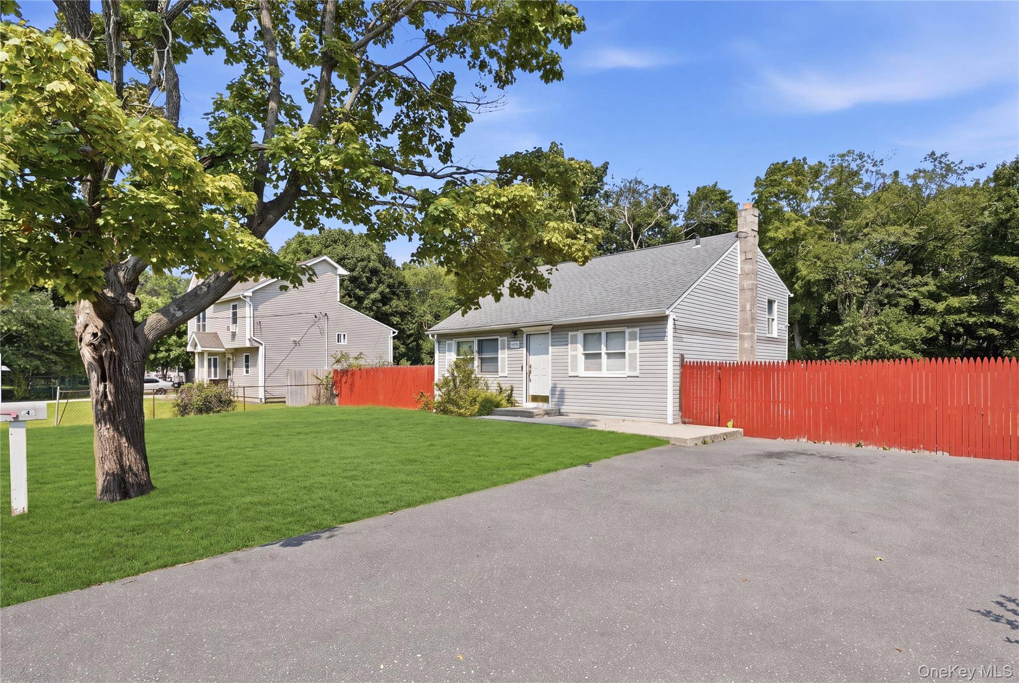 949 Taylor AVE, East Patchogue, NY 11772