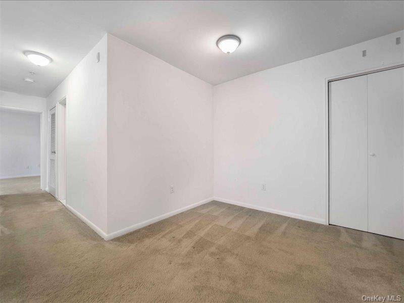 494 Sierra Vista LN, Valley Cottage, NY 10989
