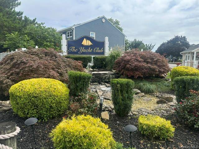 100 Baker CT #36, Island Park, NY 11558
