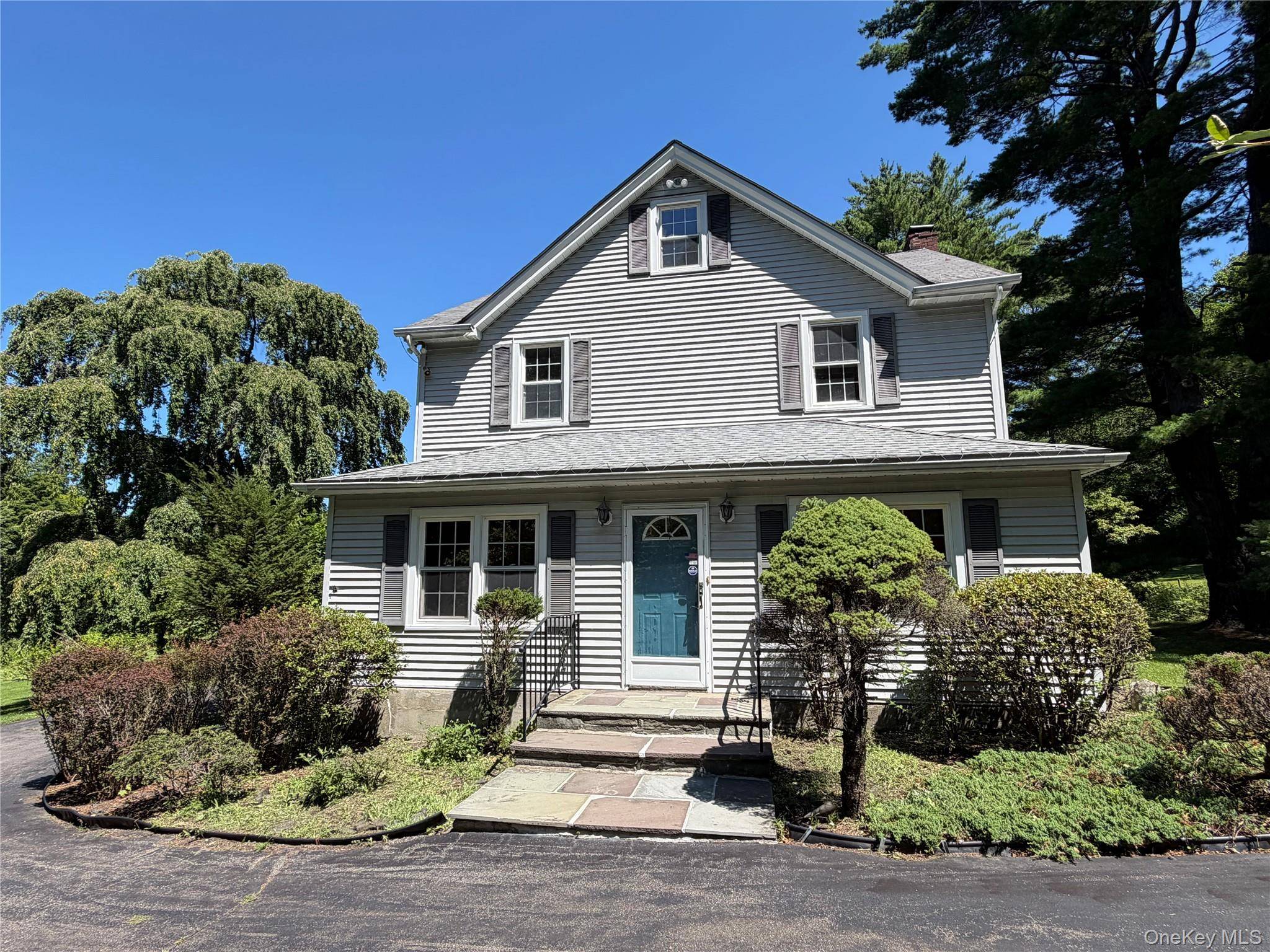191 N Putt Corners RD, New Paltz, NY 12561