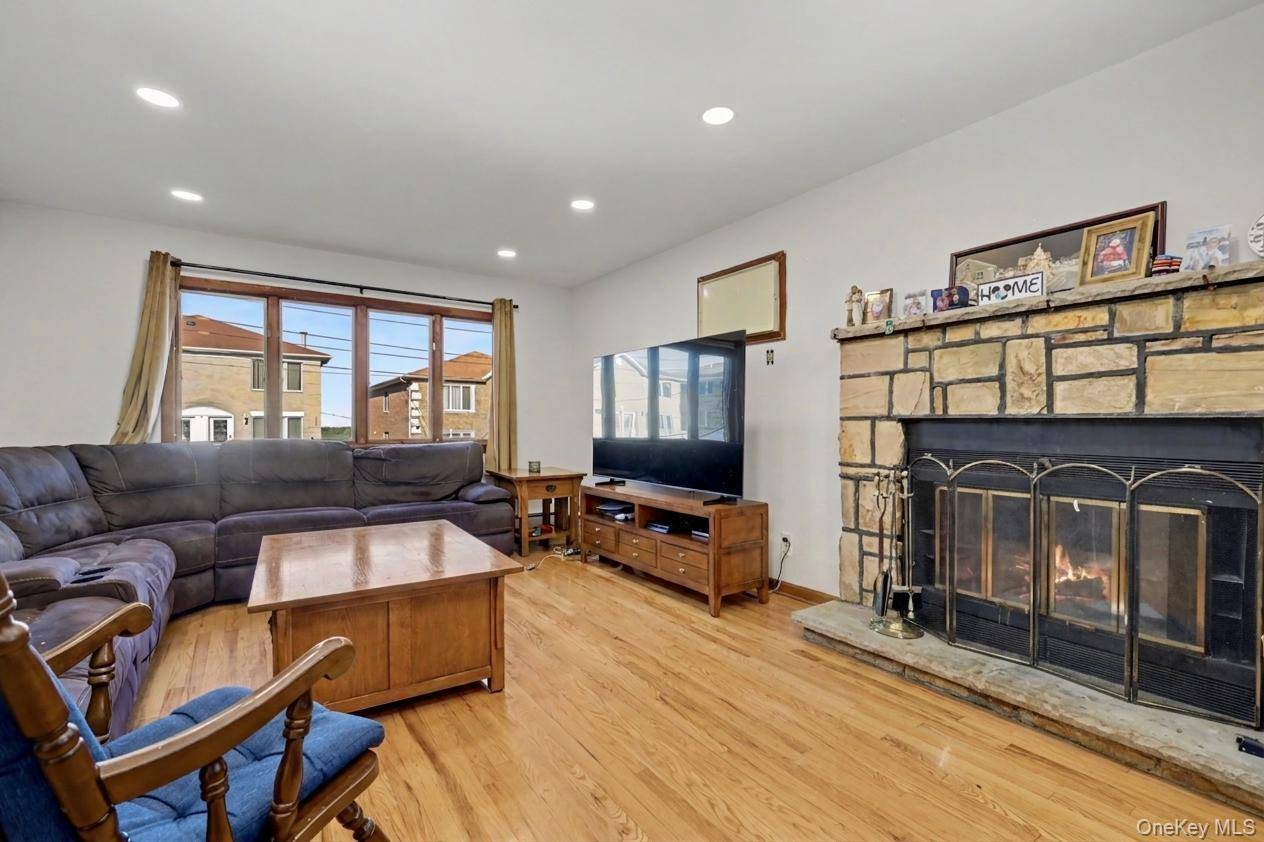 17 aka 13 Smart AVE, Yonkers, NY 10704
