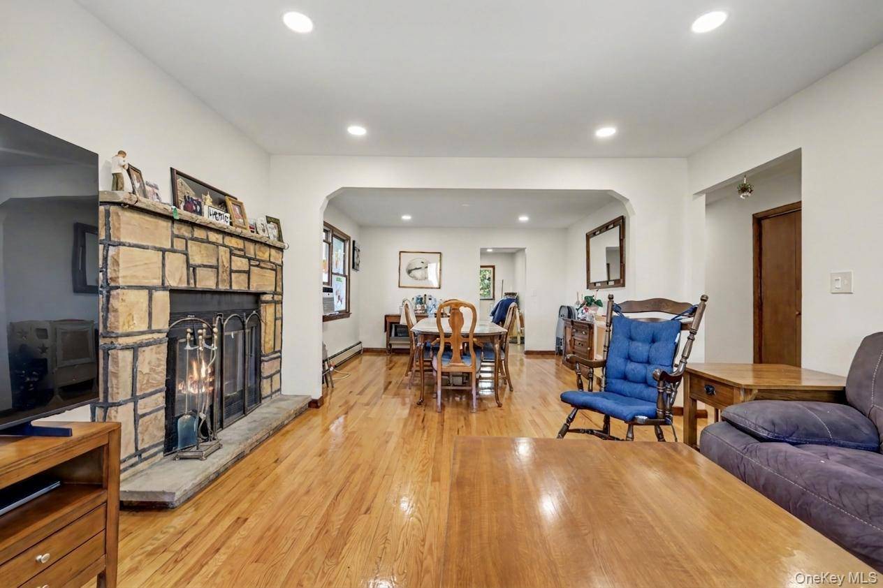 17 aka 13 Smart AVE, Yonkers, NY 10704