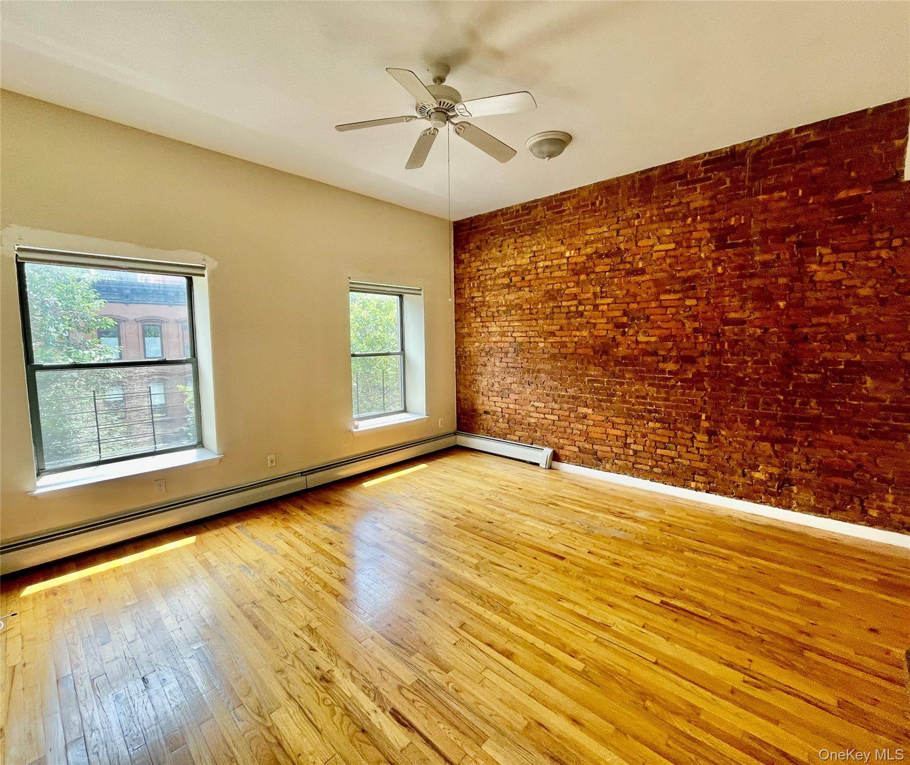 25 E 126th ST, New York (manhattan), NY 10035