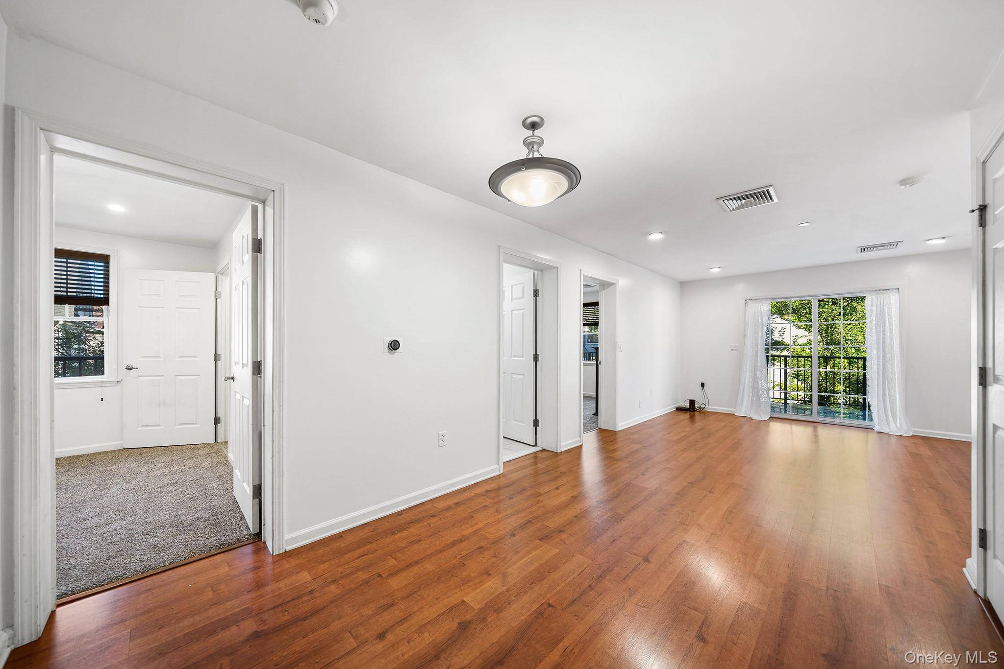 5 Minerva PL #2C, White Plains, NY 10601