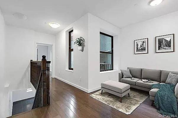 286 W 137th ST, New York (manhattan), NY 10030