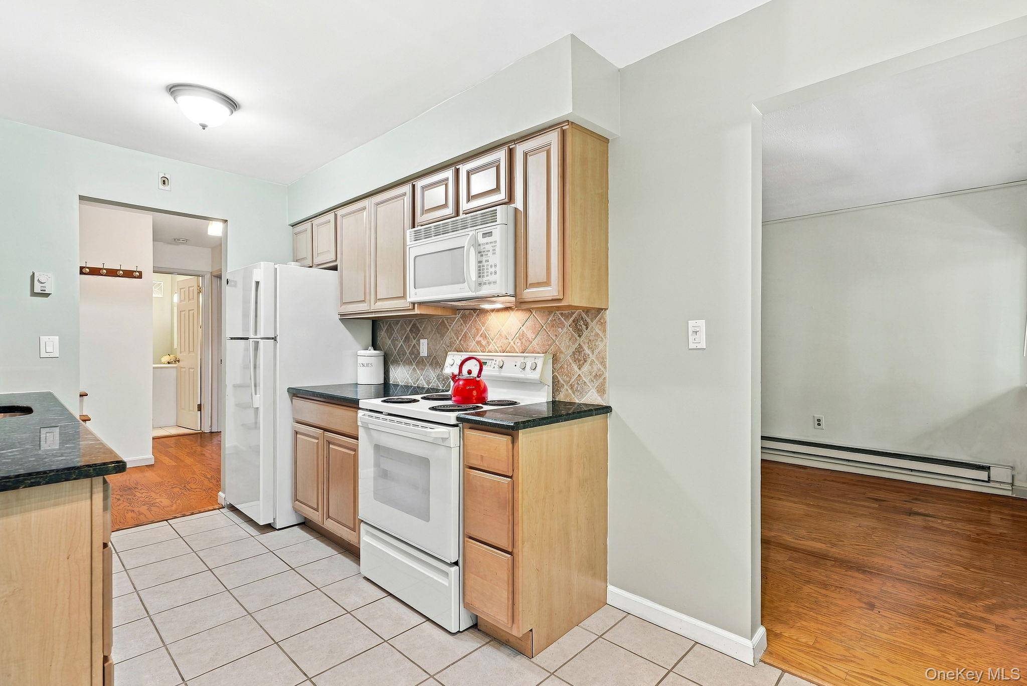 210 Woodland Hills RD #210, White Plains, NY 10603