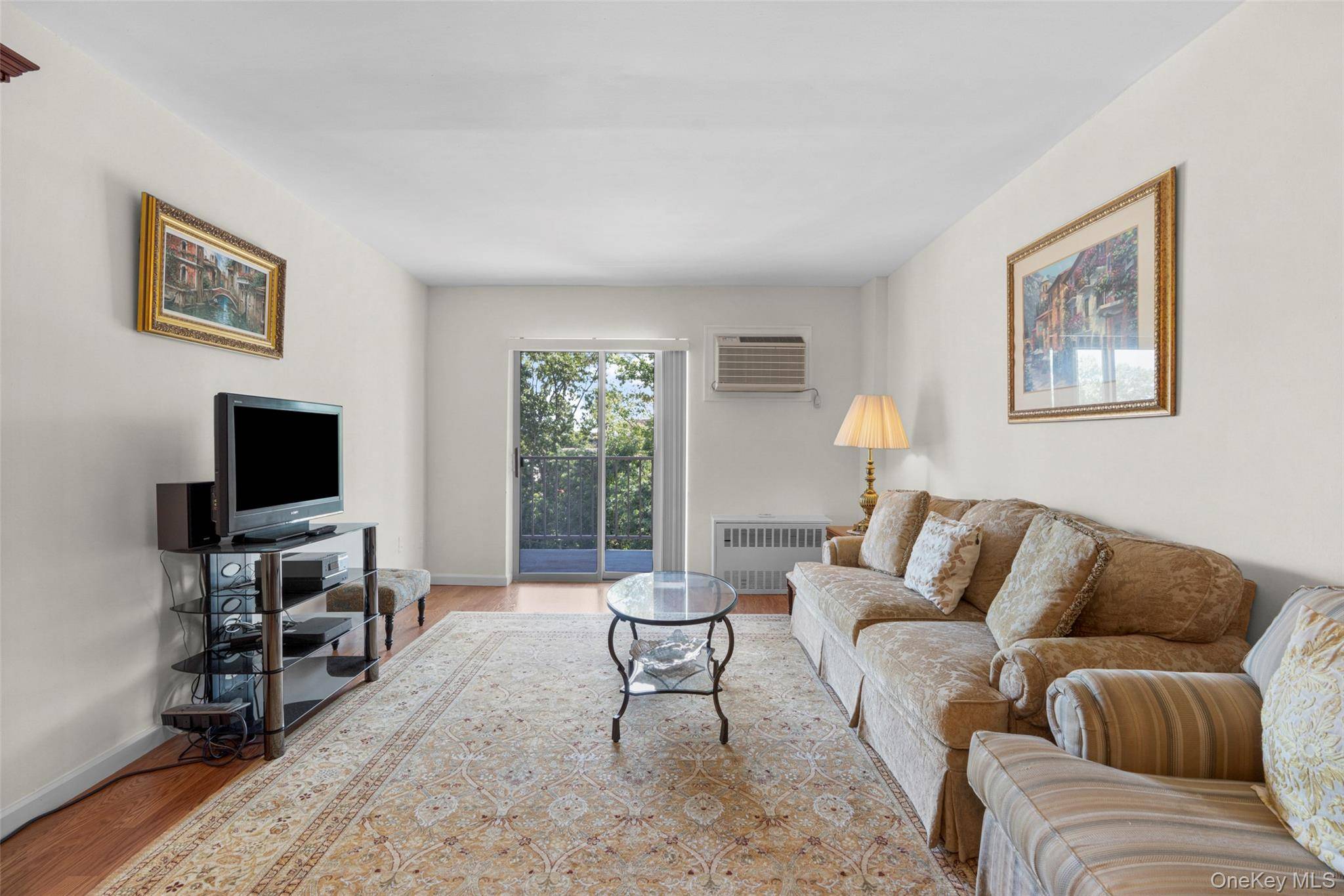 20 Secor PL #2S, Yonkers, NY 10704