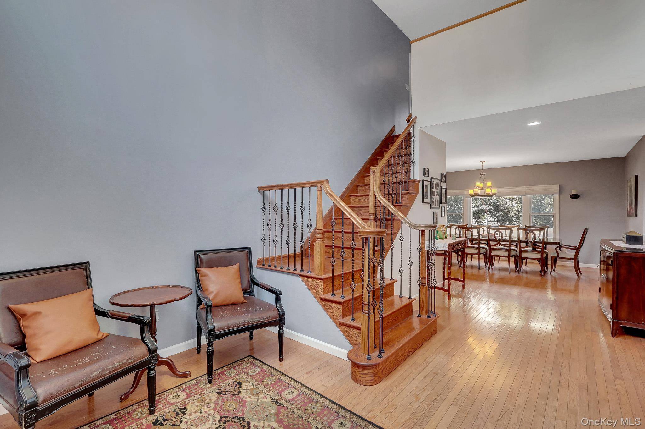 21 Morris AVE, Patchogue, NY 11772