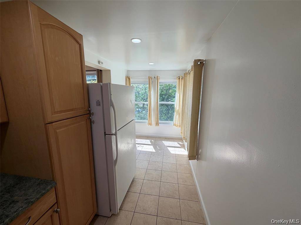 124 PELHAMDALE AVE #8A, Pelham, NY 10803