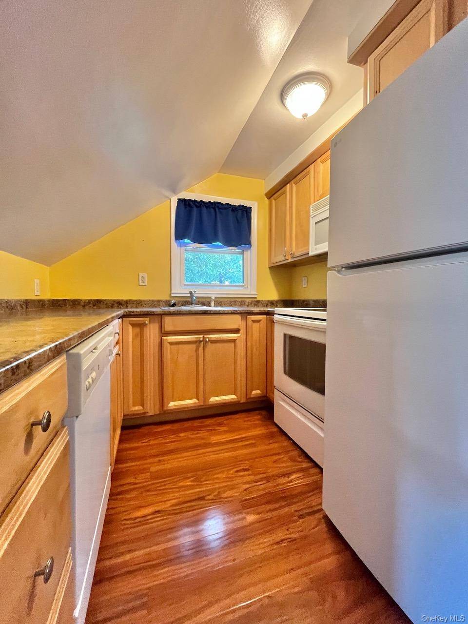 7 Ferndale PL #2, Larchmont, NY 10538