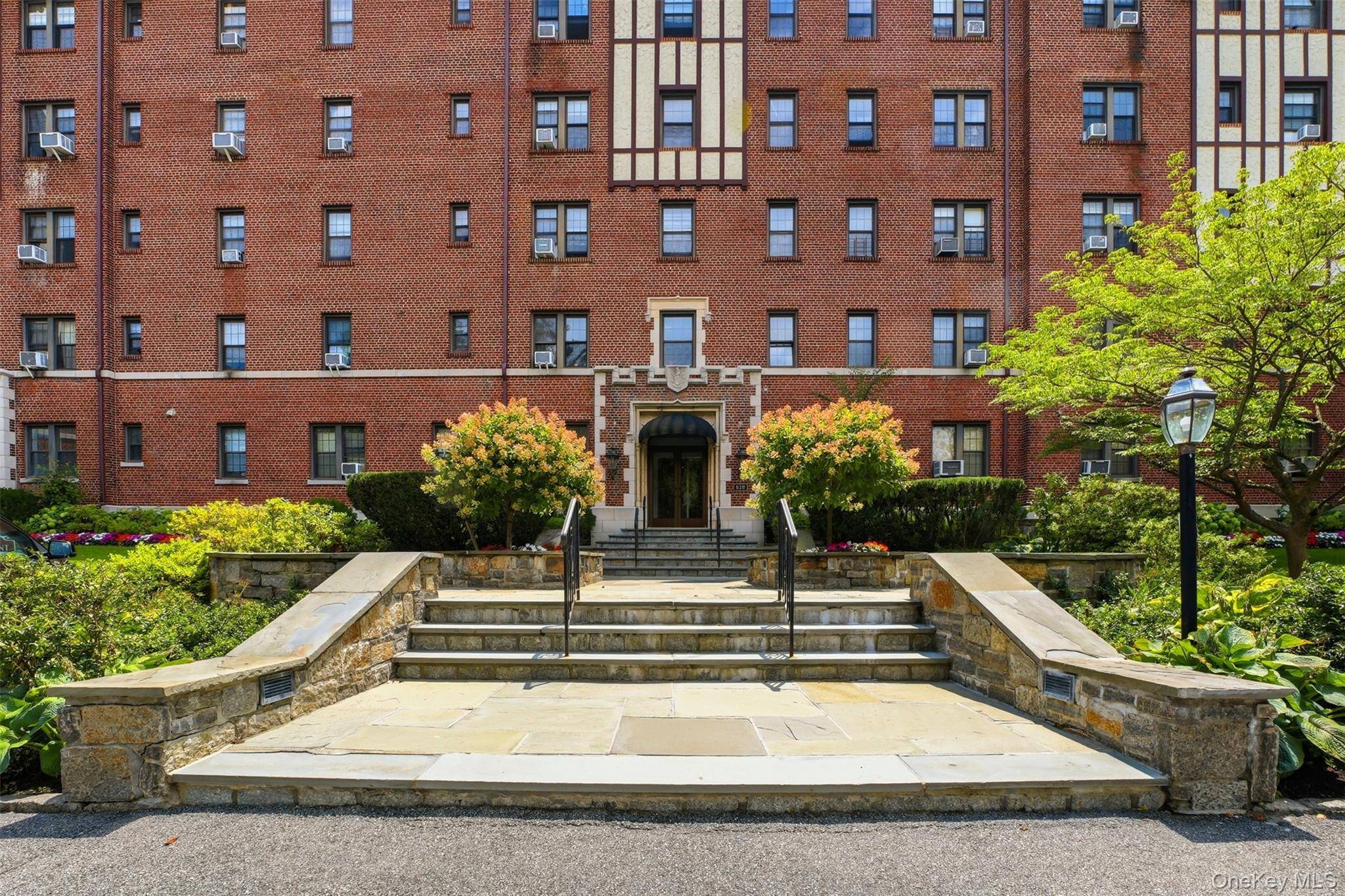 620 Pelhamdale AVE #31, Pelham, NY 10803
