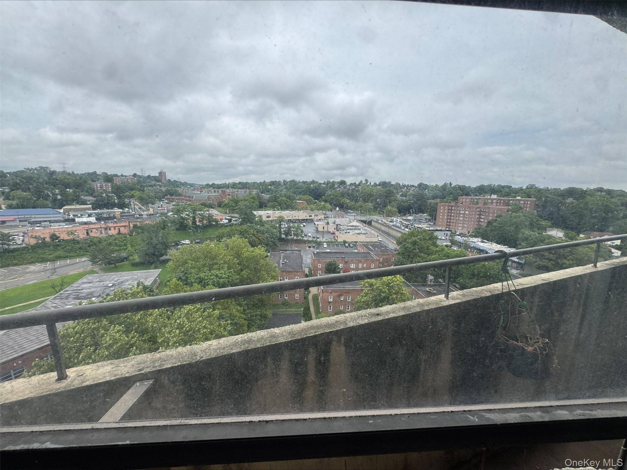 1523 Central park Avenue #16F, Yonkers, NY 10710