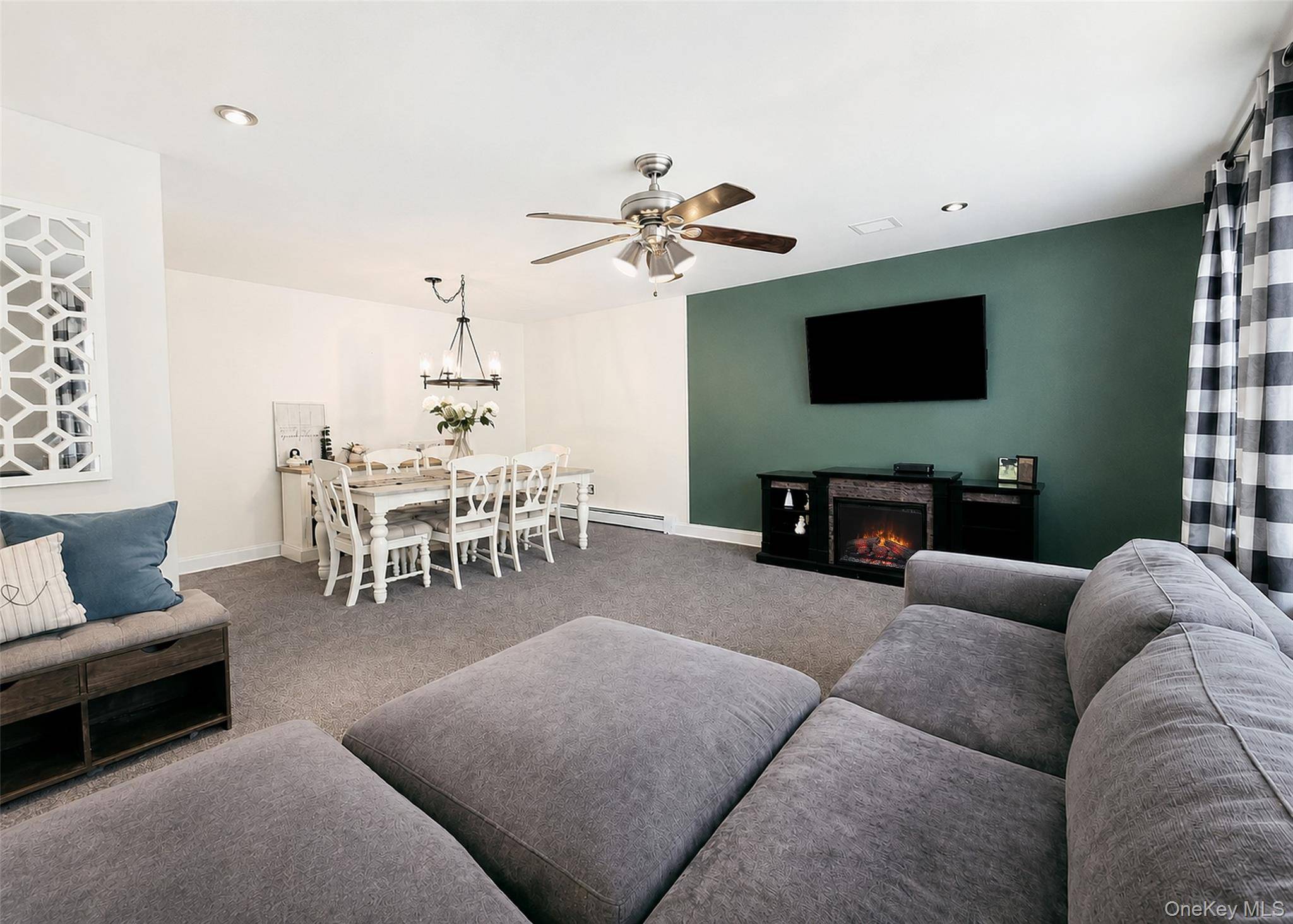 4476 Express DR, Ronkonkoma, NY 11779