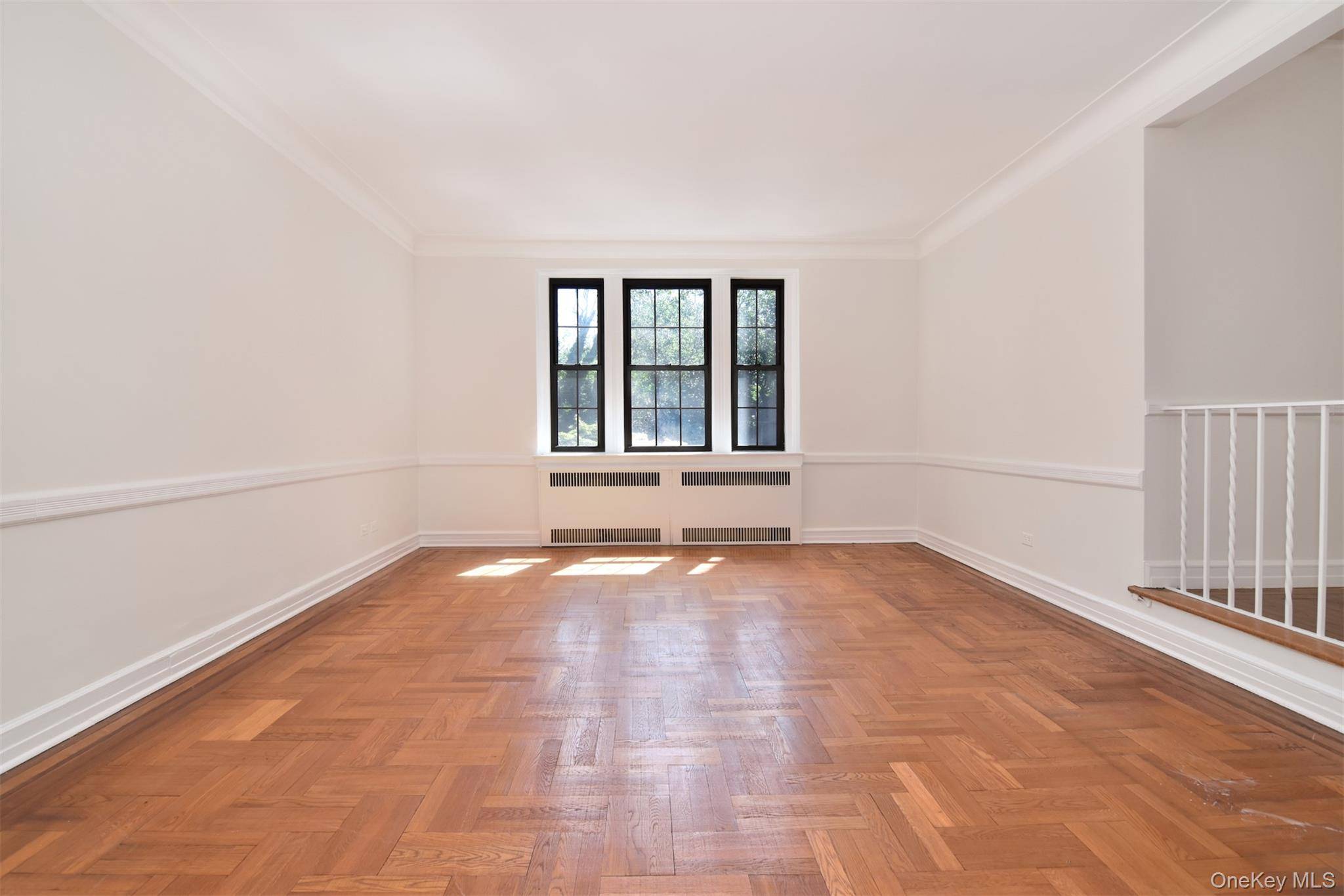 35 Parkview AVE #3E, Bronxville, NY 10708