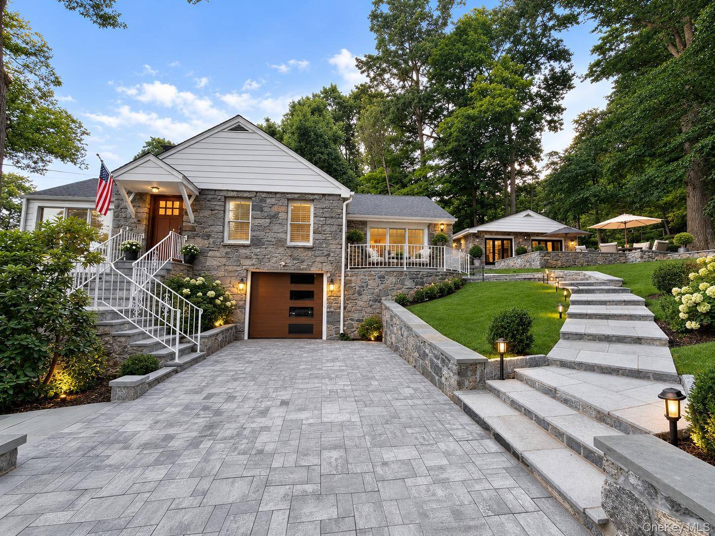 18 Kirk Lake DR, Mahopac, NY 10541