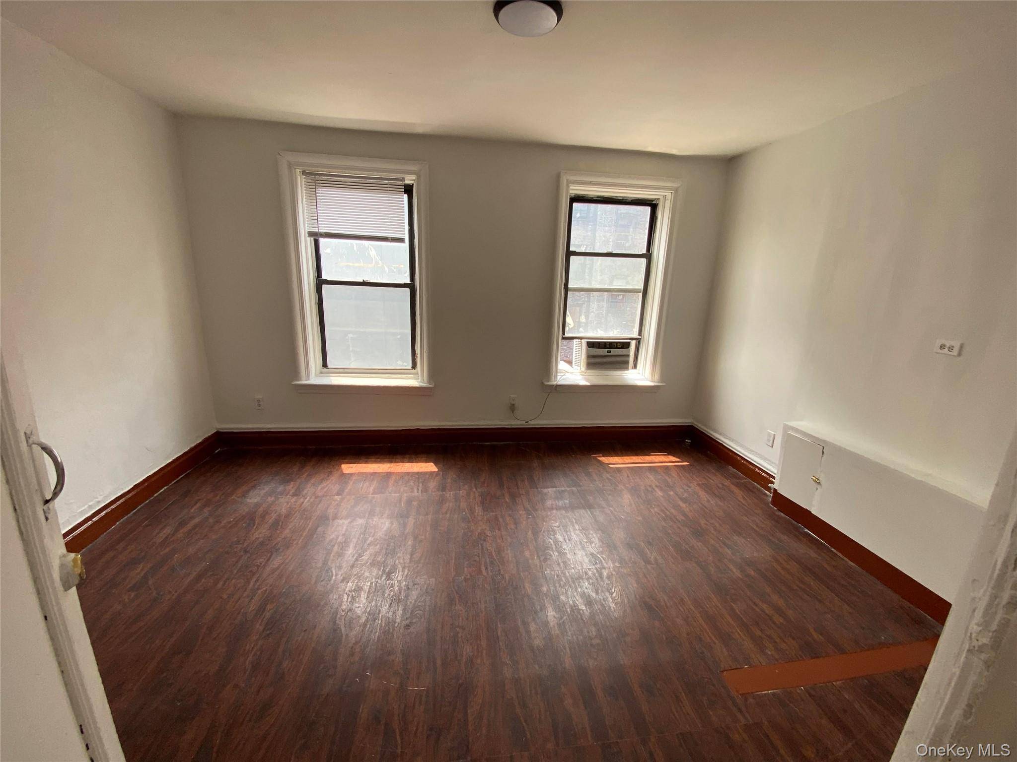 E30 E Kingsbridge RD #3rd fl, Bronx, NY 10468