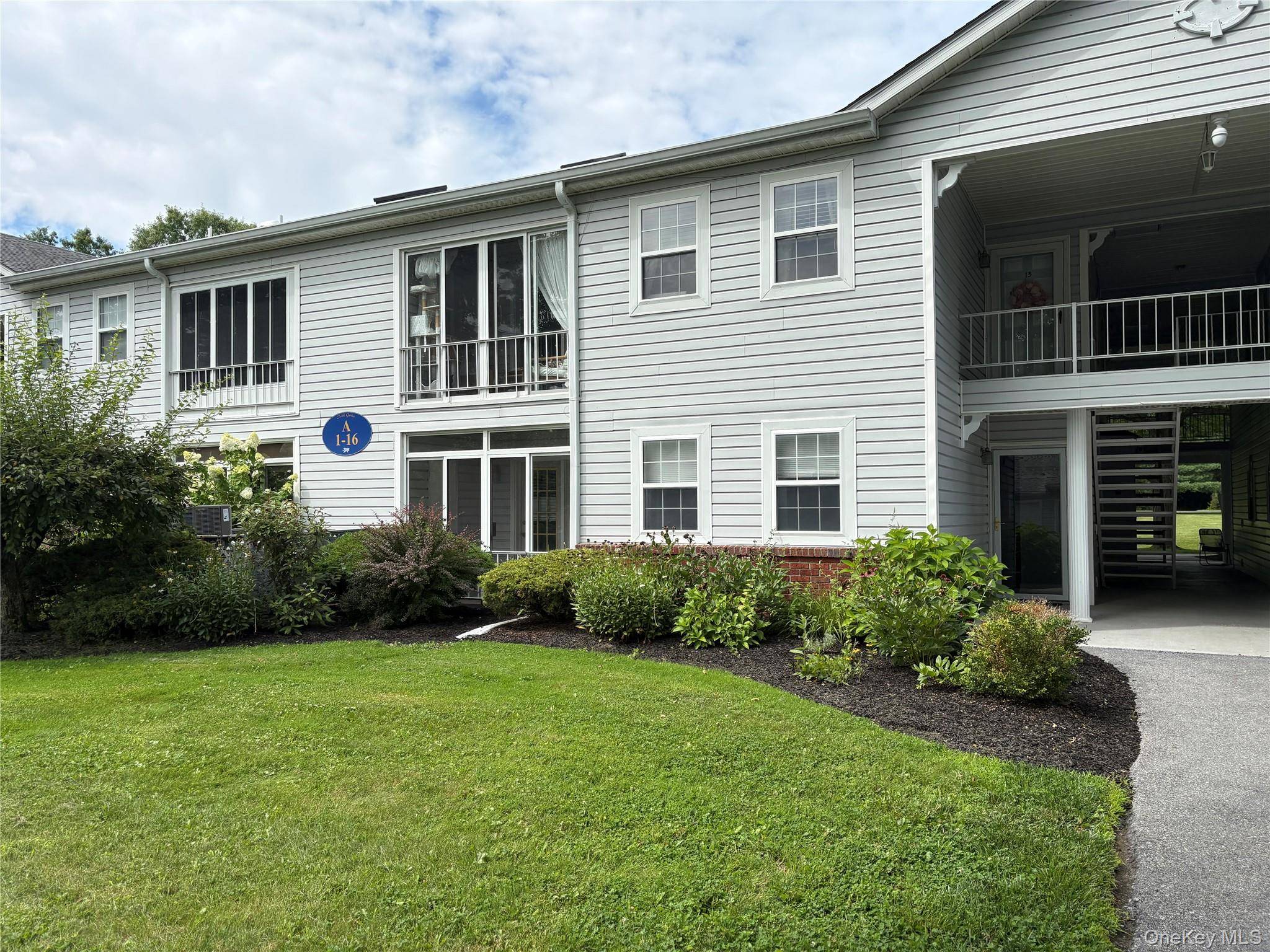 11 Tivoli GDNS, Tivoli, NY 12583