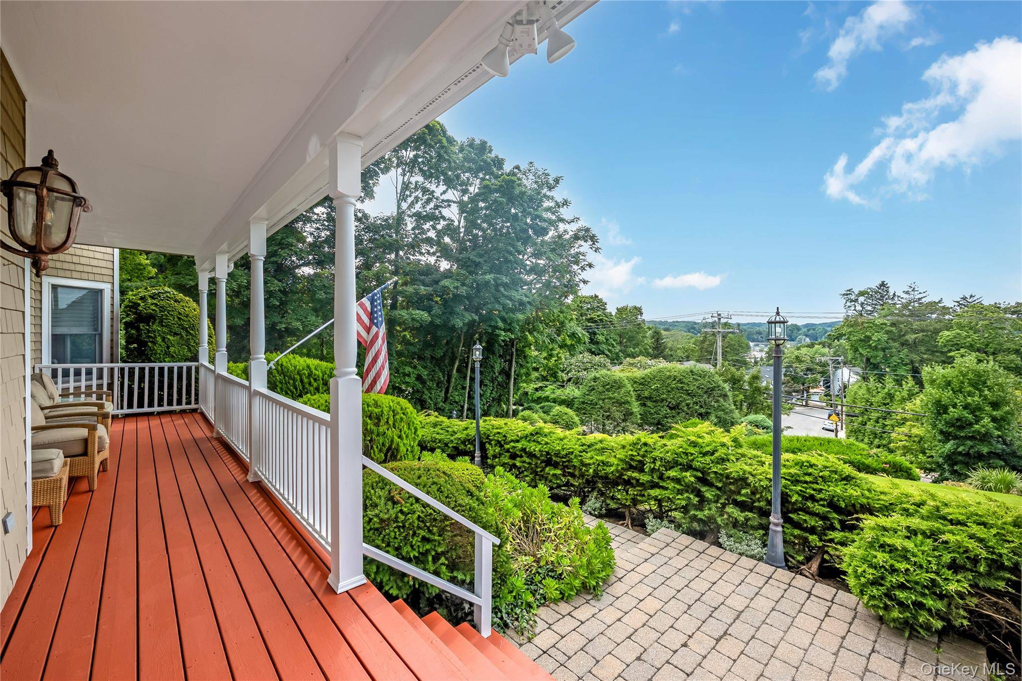 230 Woodbine AVE, Northport, NY 11768