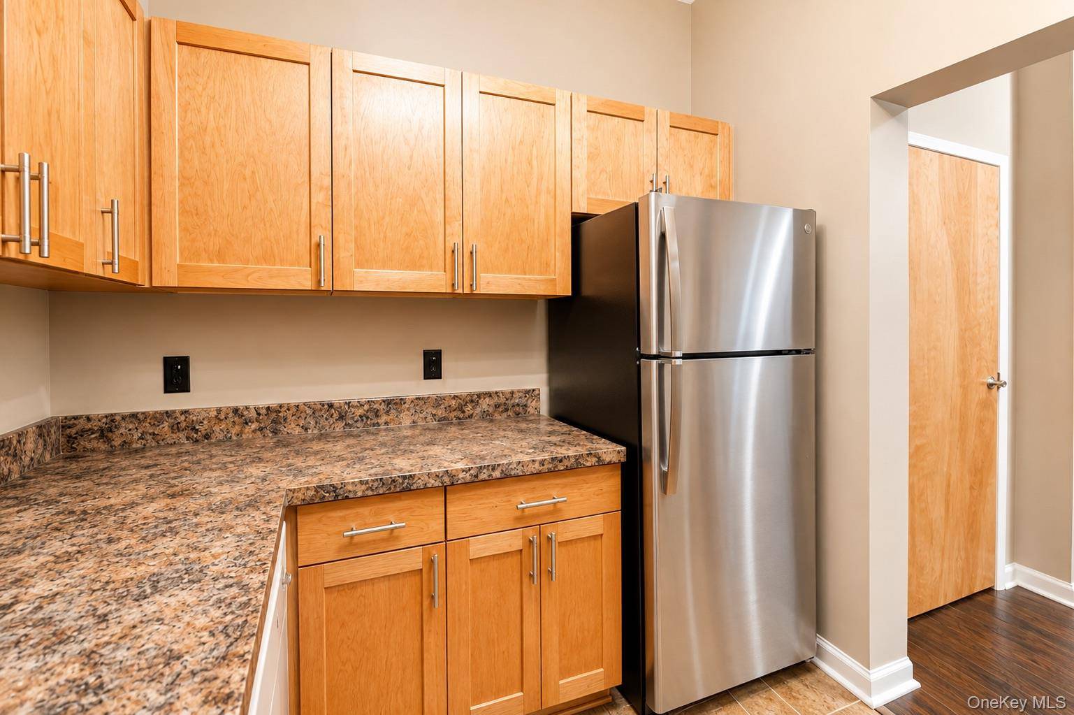 20 S Broadway #202, Nyack, NY 10960