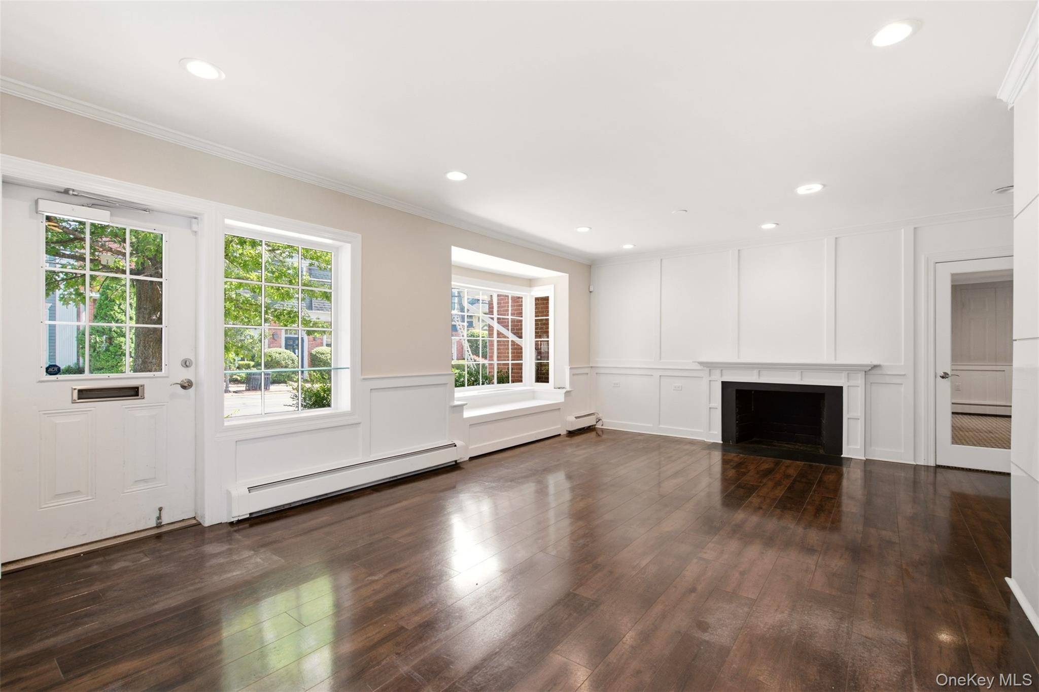 37 Main ST, Cold Spring Harbor, NY 11724