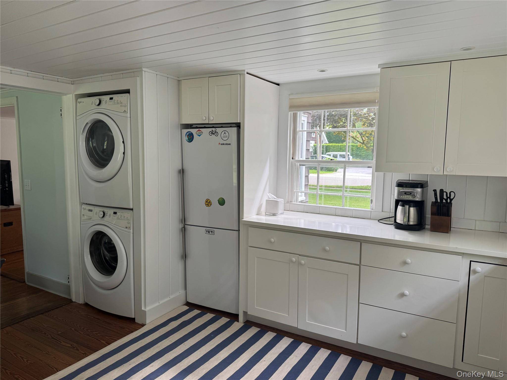 21 Elm Street, Southampton, NY 11968