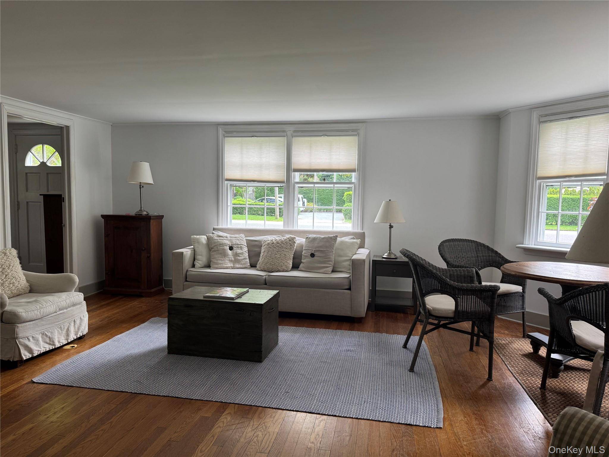 21 Elm Street, Southampton, NY 11968