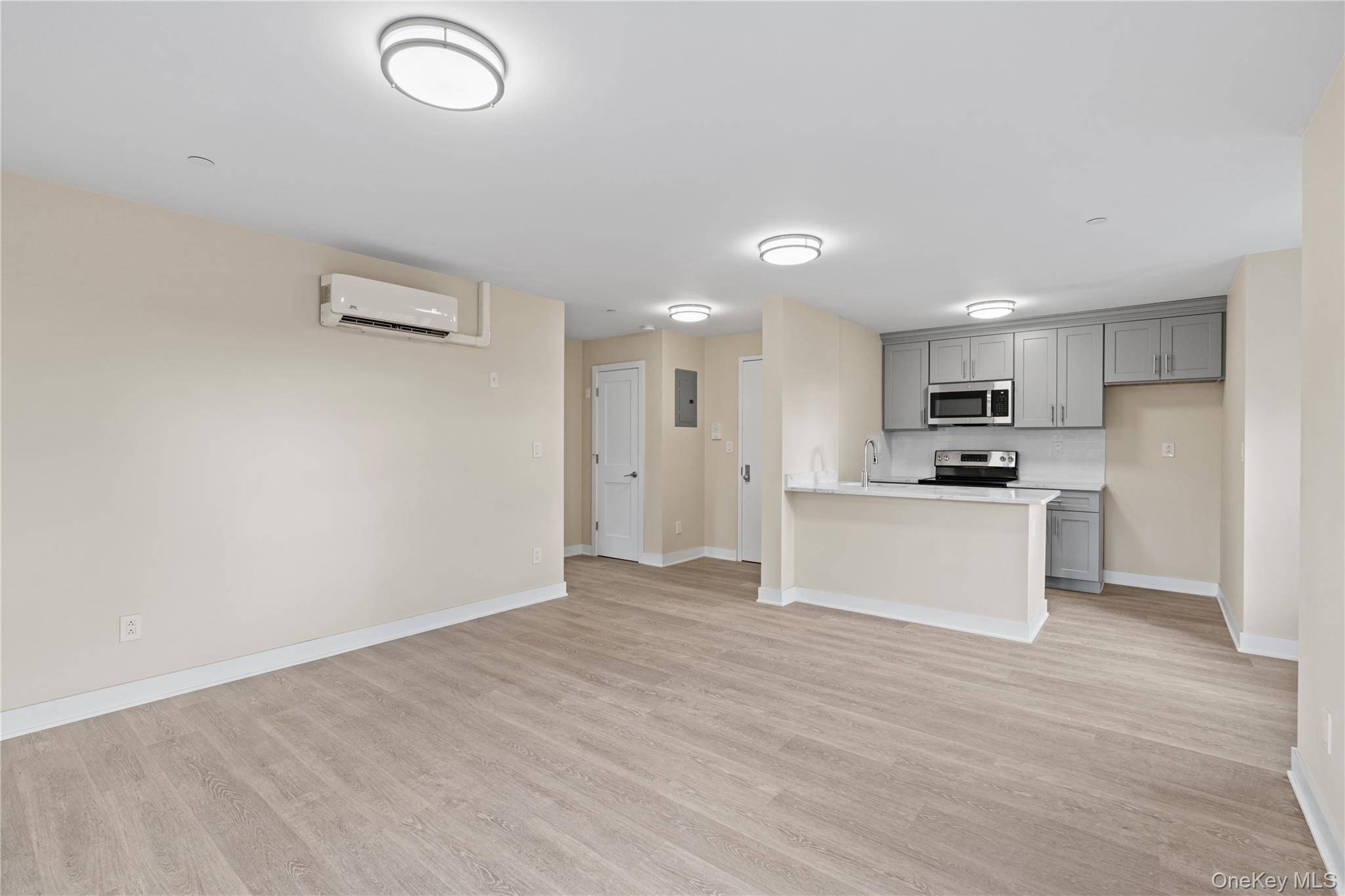 135 Wakefield AVE #401, Yonkers, NY 10704