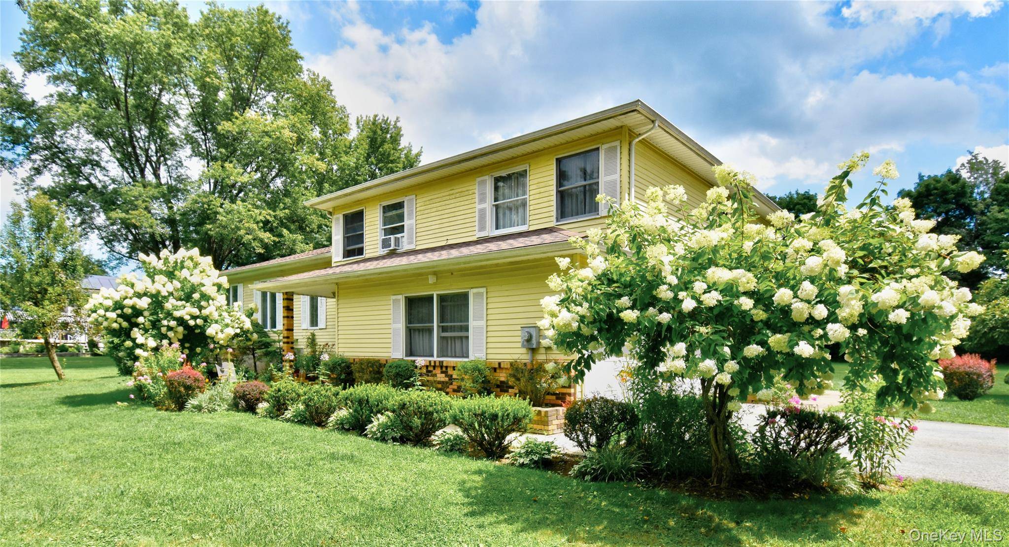 504 Ridge RD, Campbell Hall, NY 10916