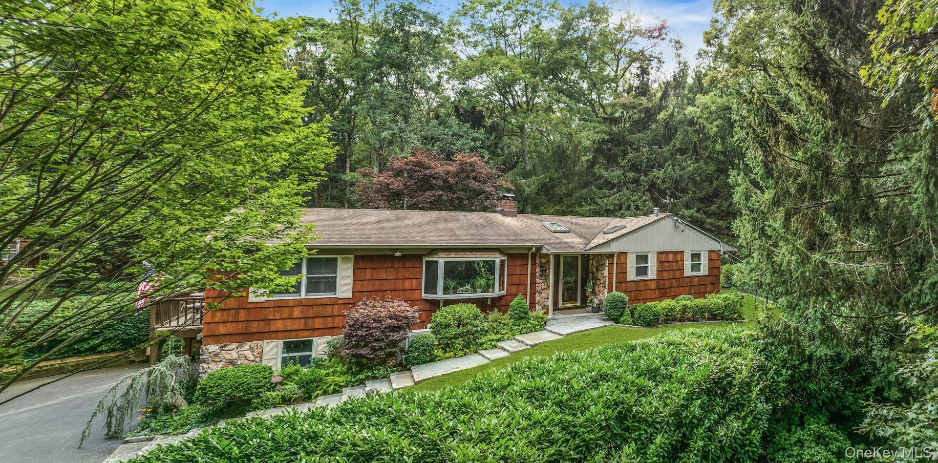188 Daly RD, East Northport, NY 11731