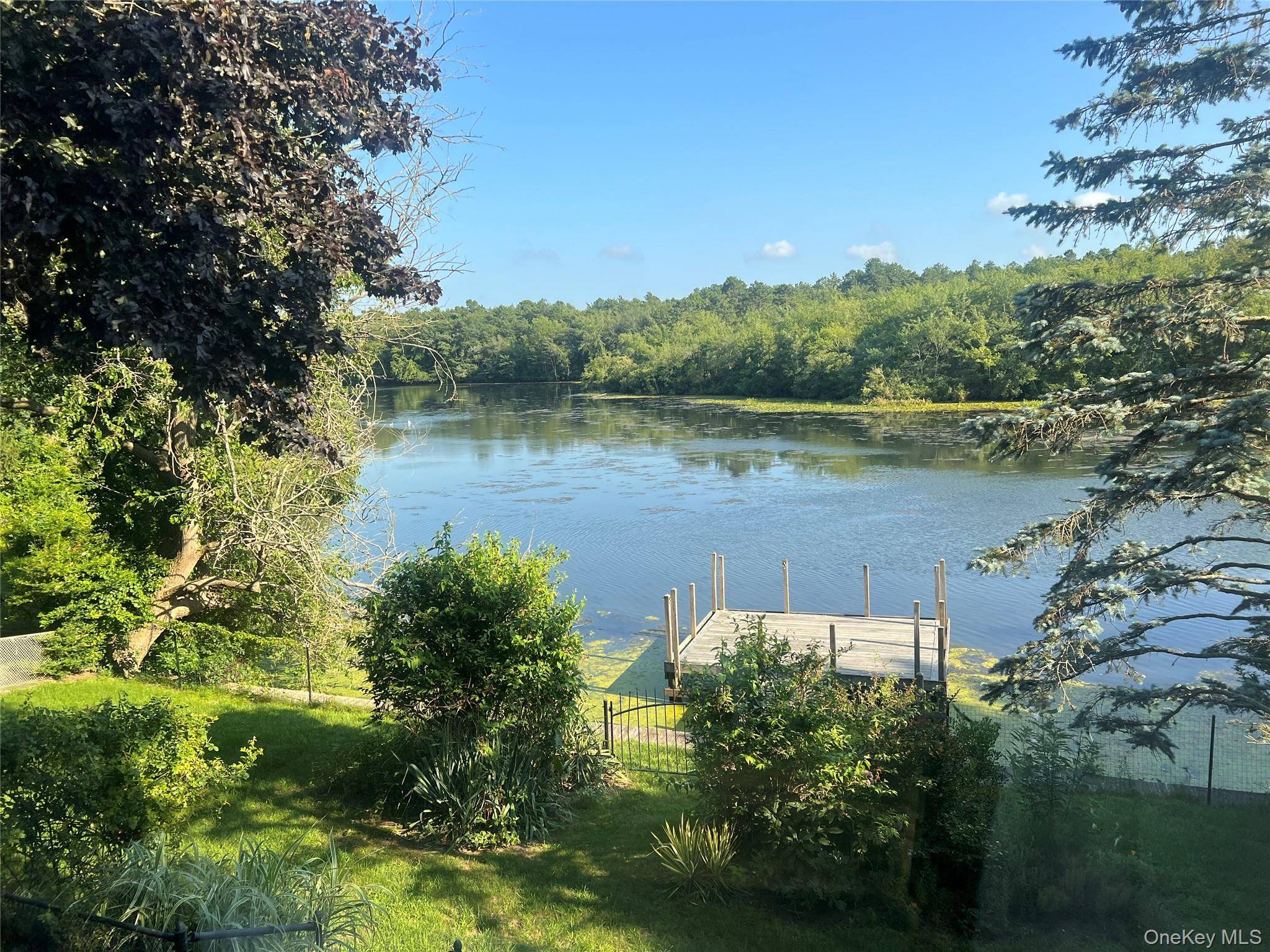 1375 W Main ST, Riverhead, NY 11901