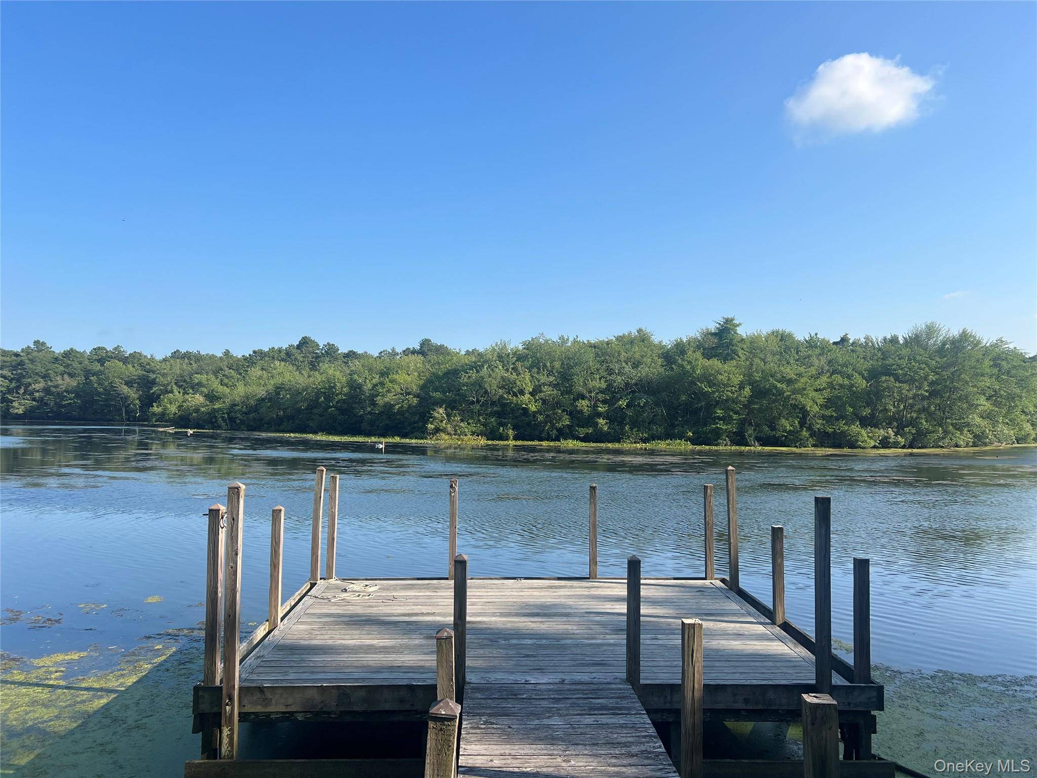 1375 W Main ST, Riverhead, NY 11901