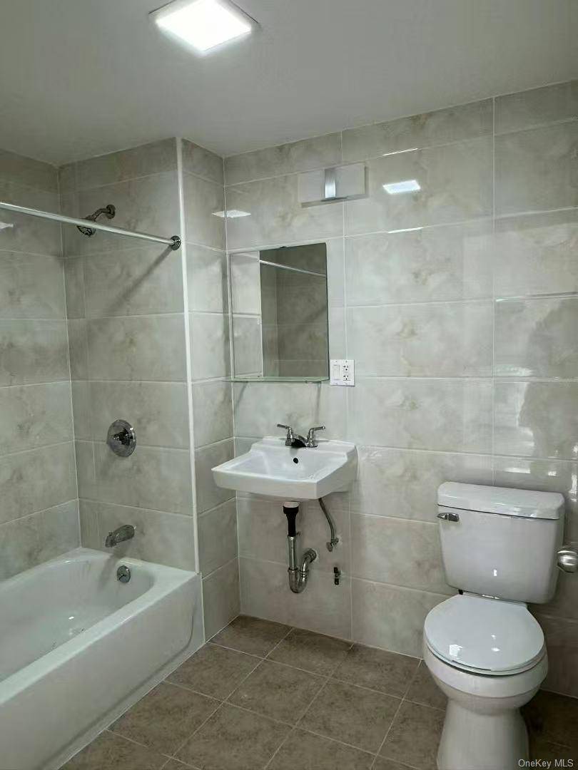 8834 54th AVE, Elmhurst, NY 11373