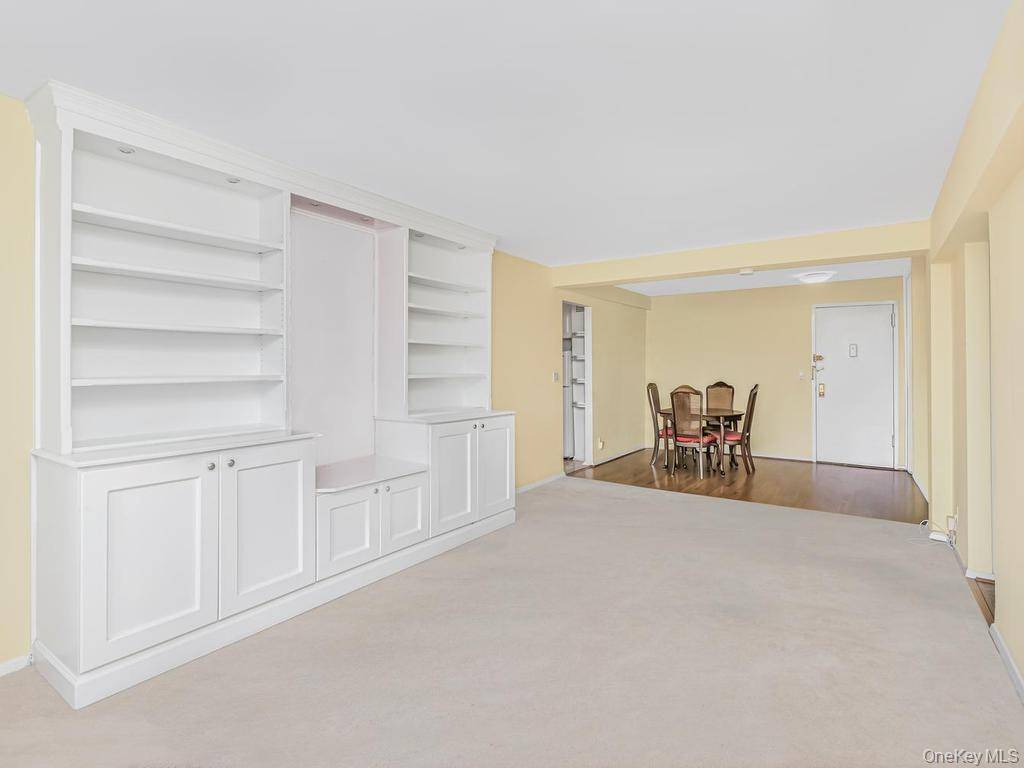 415 Gramatan AVE #4E, Mount Vernon, NY 10552
