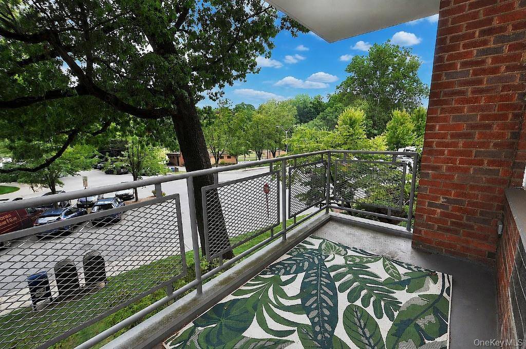 281 Garth RD #B1G, Scarsdale, NY 10583
