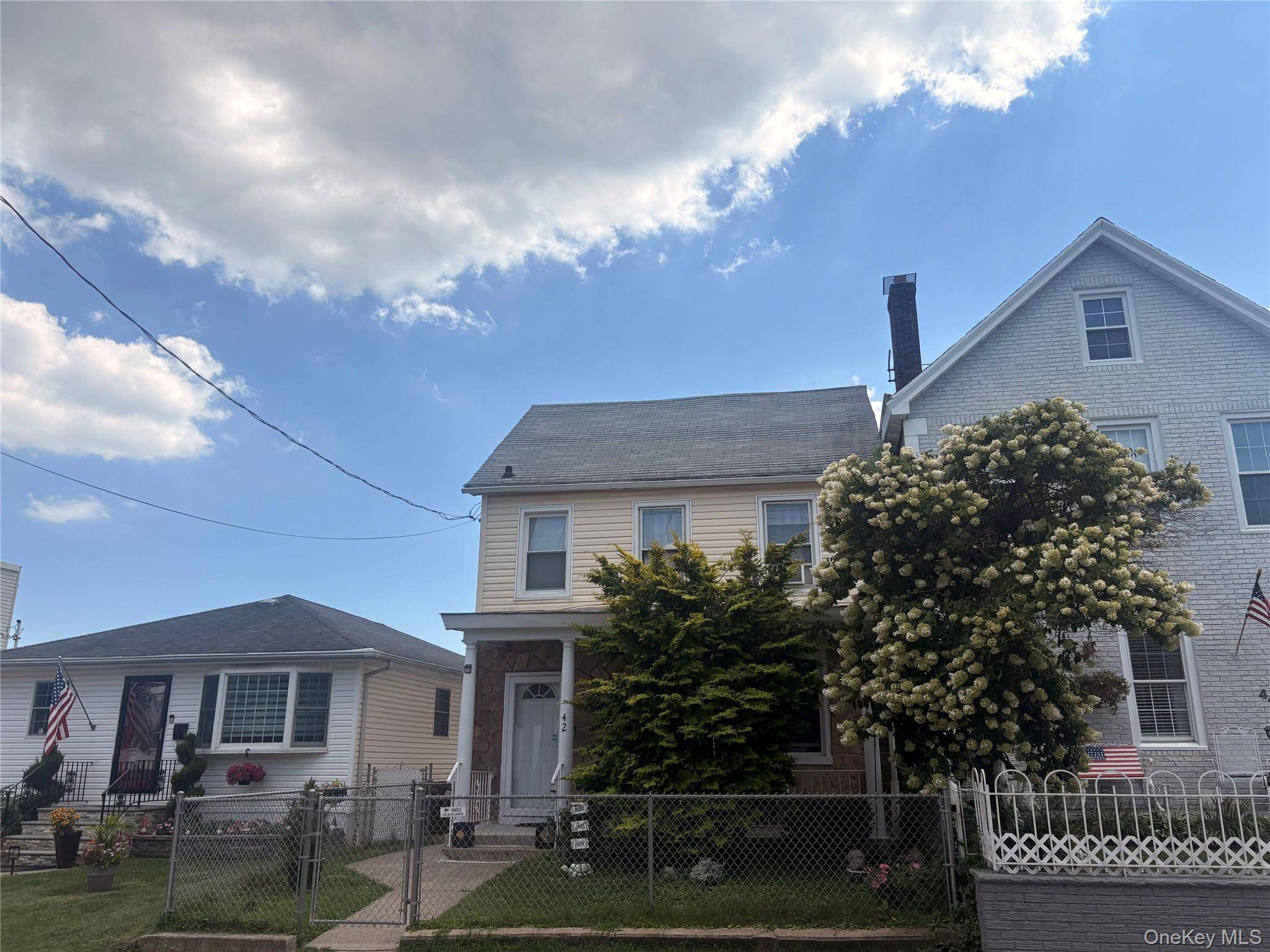 42 Saint Marys AVE, Staten Island, NY 10305
