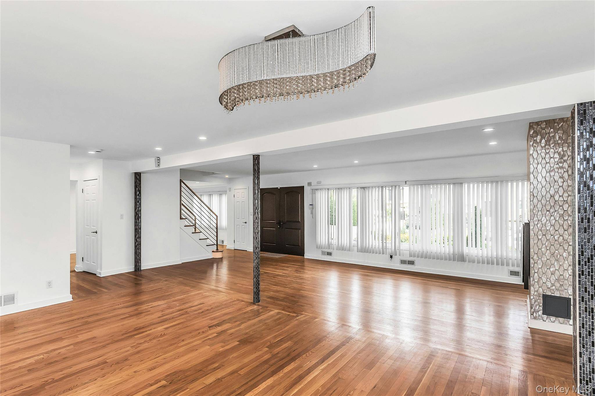 14962 Powells Cove BLVD, Whitestone, NY 11357