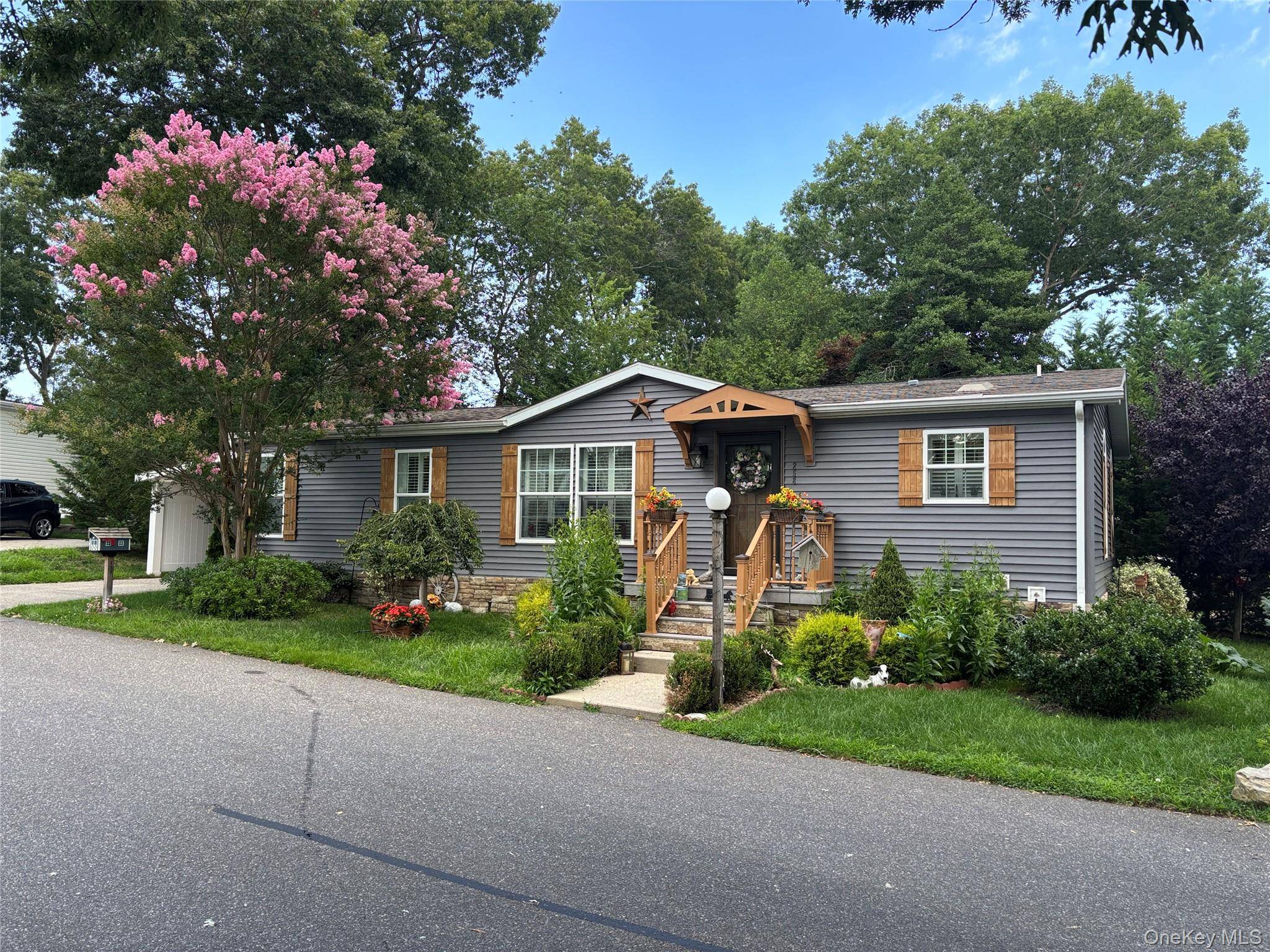 1661 Old Country RD #258, Riverhead, NY 11901