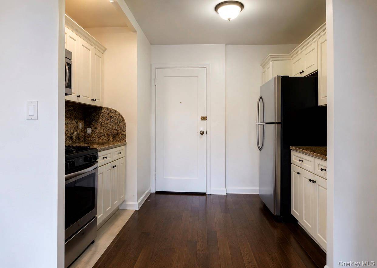 37-30 83rd ST #5L, Jackson Heights, NY 11372