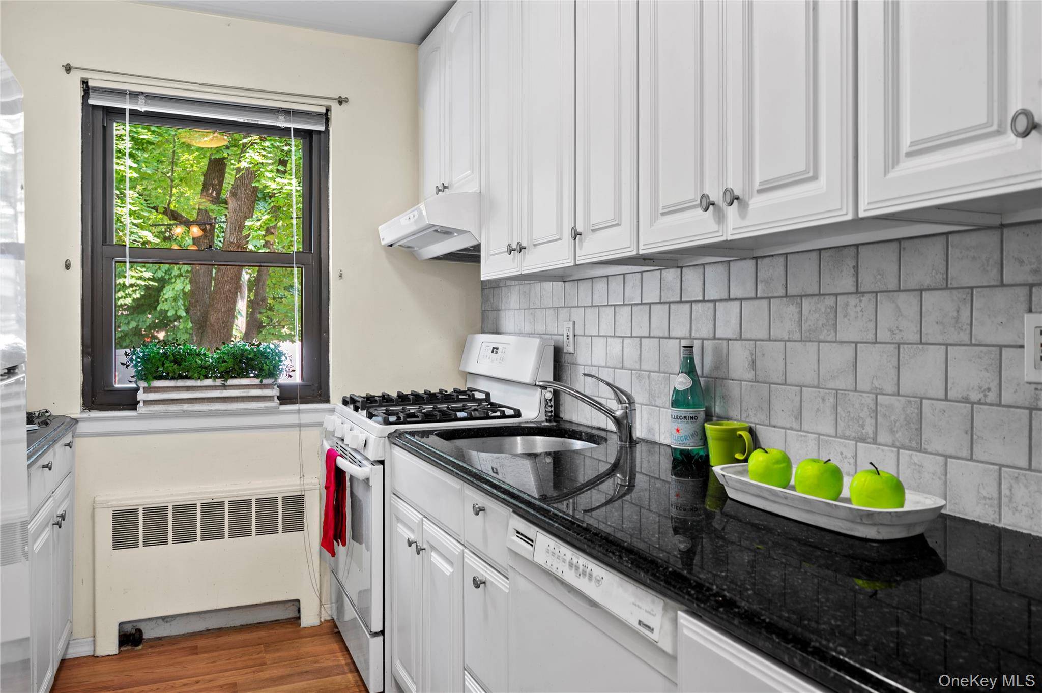 12 Manor House DR #G16, Dobbs Ferry, NY 10522