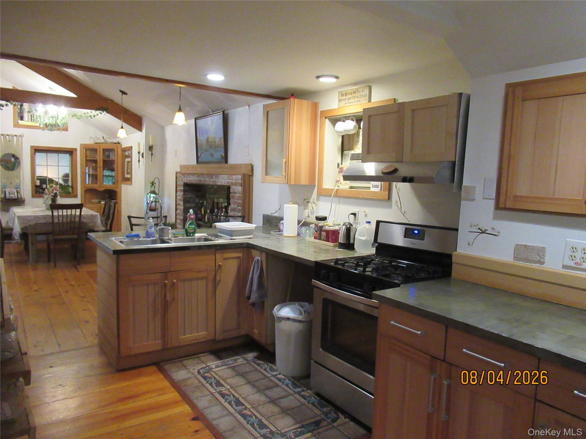 463 Mountain RD, Bloomingburg, NY 12721